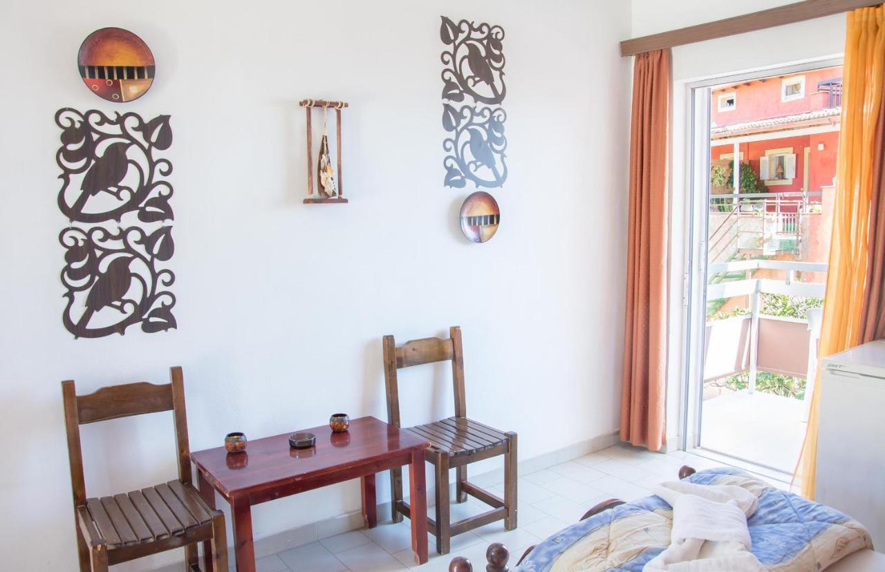 בניטסס Sunlight Hotel מראה חיצוני תמונה