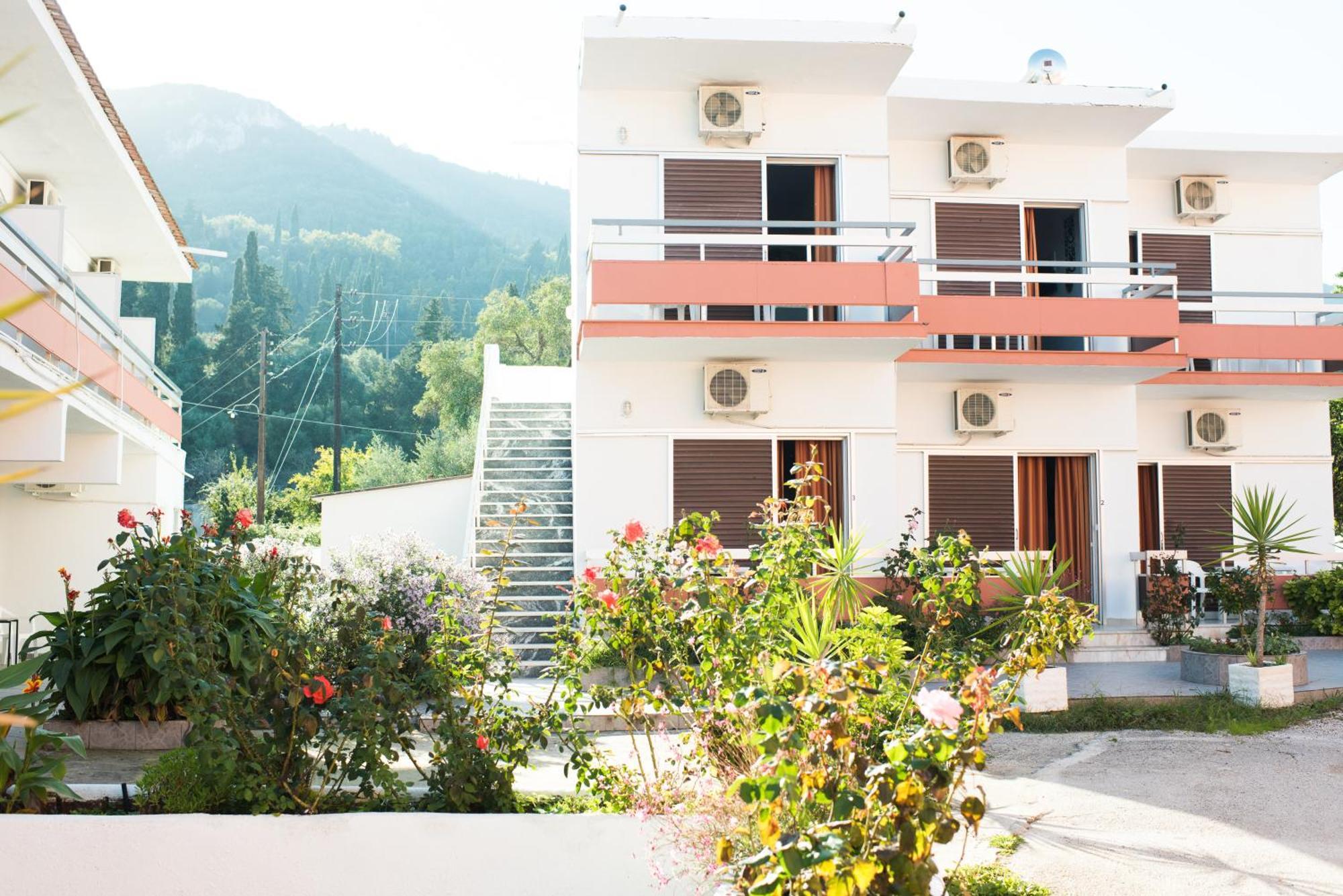 בניטסס Sunlight Hotel מראה חיצוני תמונה